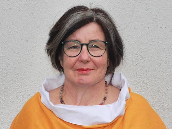 Porträt von Barbara Kathrein